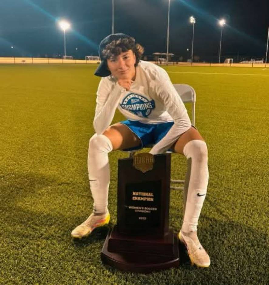 Vanessa Manoil, Campioană a SUA la Fotbal între Colegii! Performanță Istorică pentru discipola fotbalului cahulean